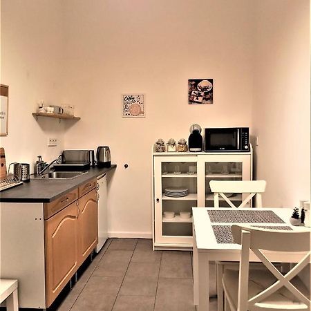 Апартаменты Quiet And Private Studio In The Center Будапешт Экстерьер фото
